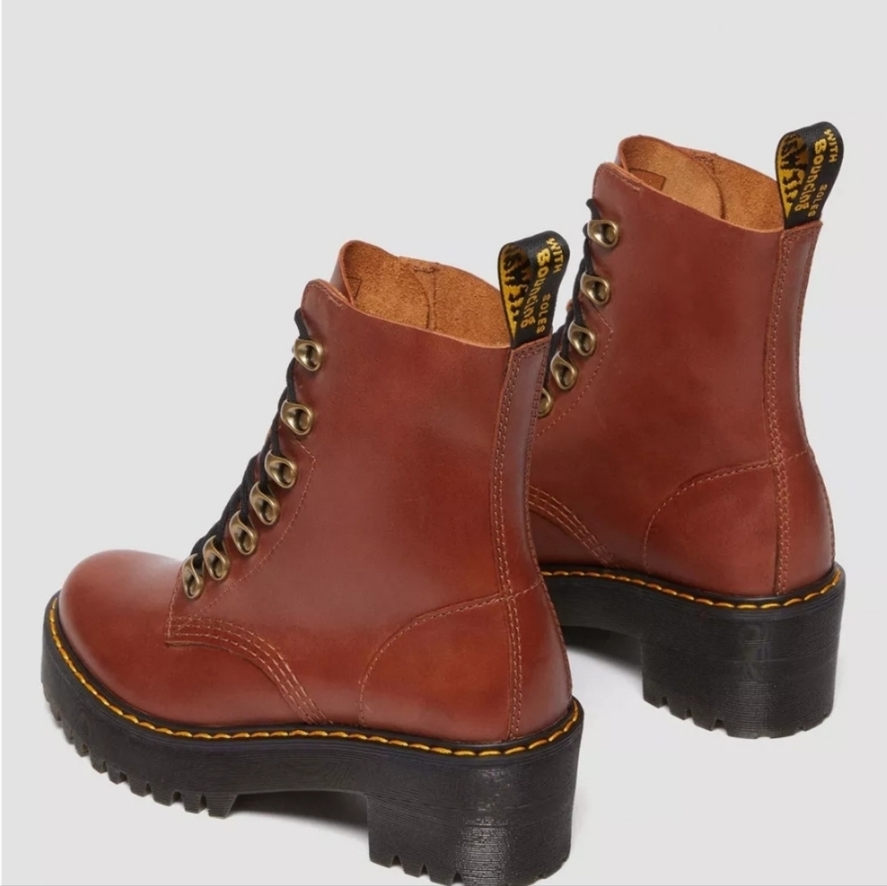 NWT Dr. Martens Leona Brown Lace UP Combat Boot Size 7 - Picture 11 of 12
